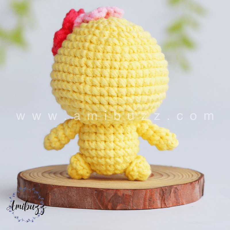Amigurumi little Chicken - Free Crochet pattern by AmiBuzz