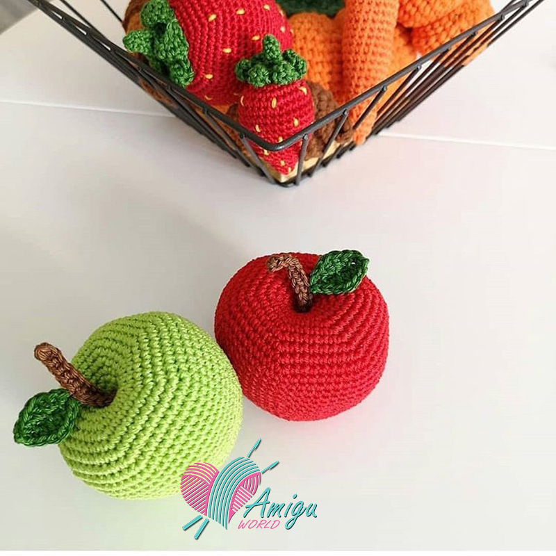 Big apple amigurumi crochet pattern