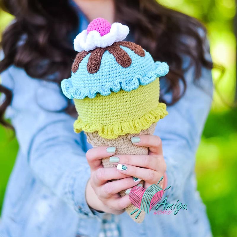 Ice cream amigurumi free pattern