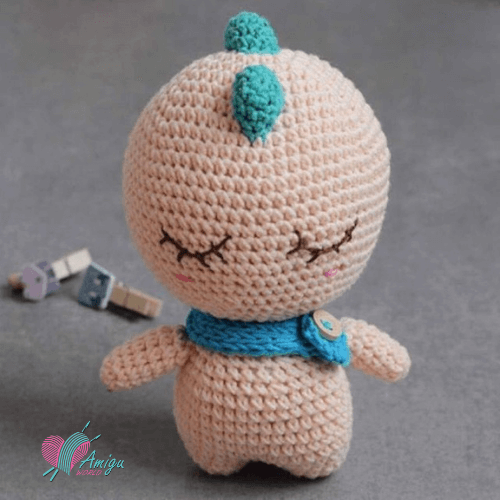 Lovely Dinosaur amigurumi free crochet pattern
