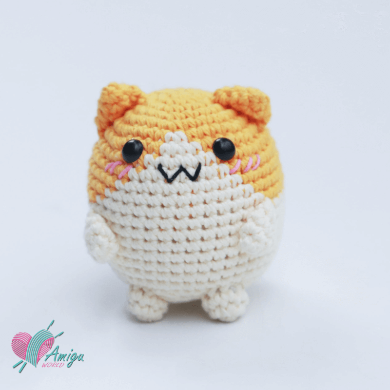 Crochet Cat Amigurumi: A Petite Pocket-Sized Companion