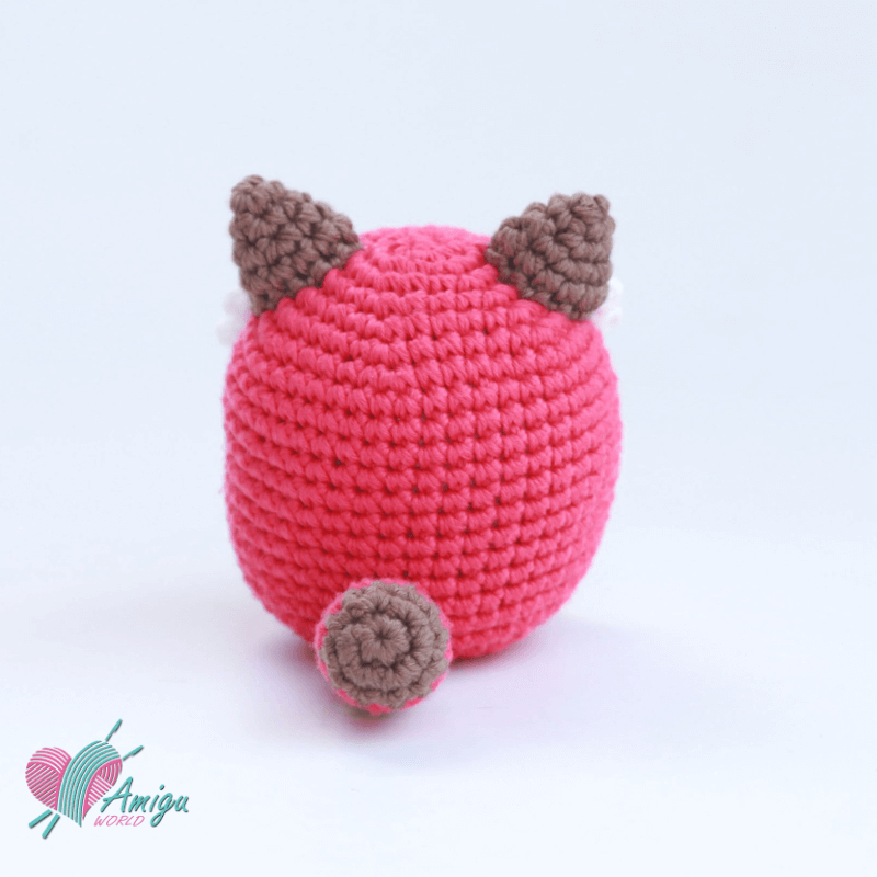 Amigurumi little Aggretsuko crochet pattern by AmiguWorld