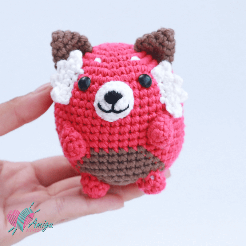 Amigurumi little Aggretsuko crochet pattern by AmiguWorld
