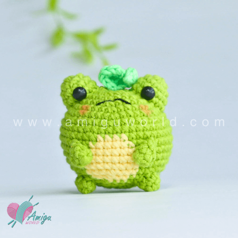 Amigurumi Frog With Leaf Free Crochet Pattern by AmiguWorld