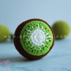 Handmade kiwi amigurumi keychain