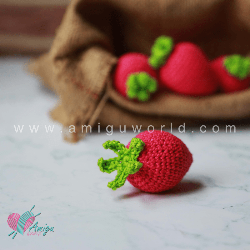 Tiny strawberry amigurumi crochet pattern for beginners