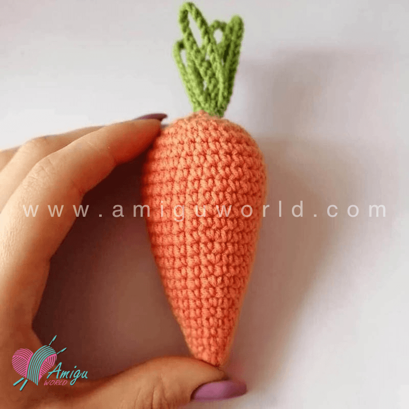 big carrot plushie amigurumi crochet pattern