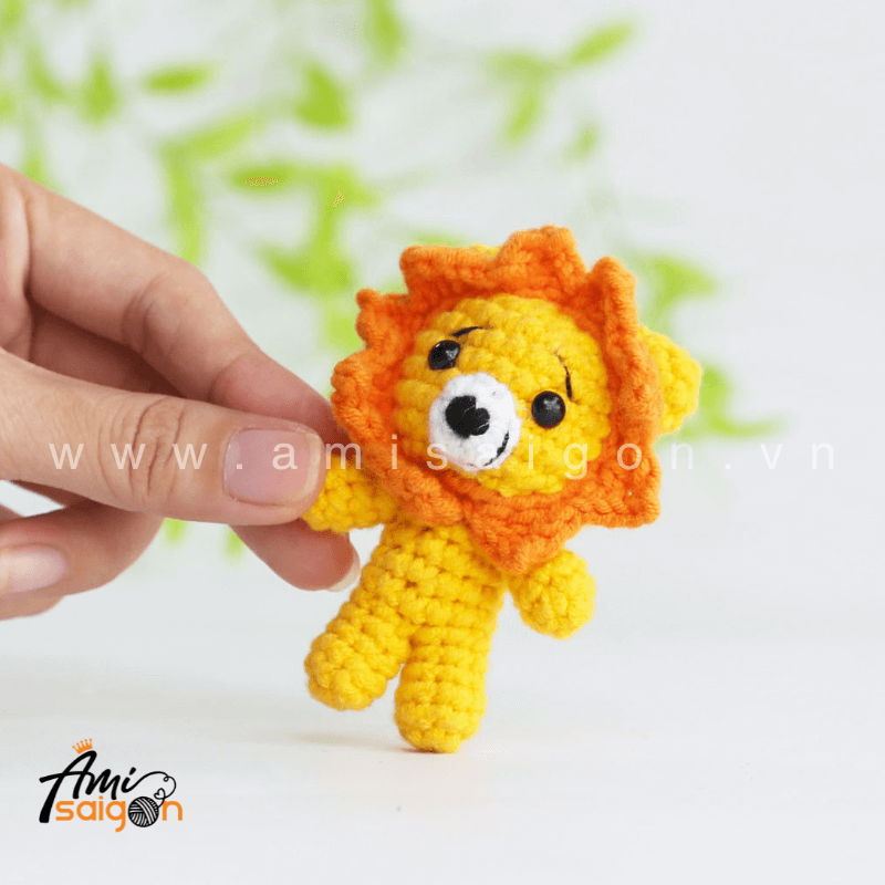 Móc tay nhỏ cho thú bông len sư tử