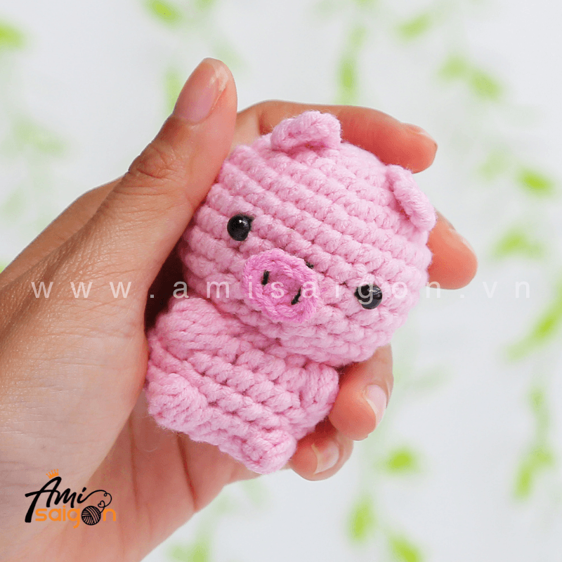 Cute pink pig amigurumi handmade gift idea