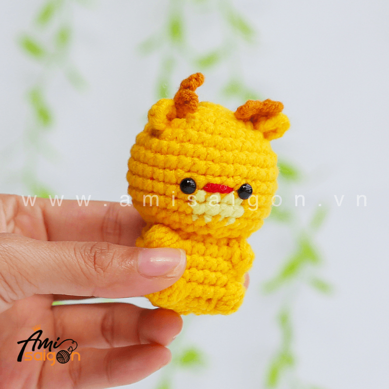 Tiny reindeer amigurumi handmade gift idea for Christmas